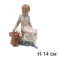 Статуэтка Девушка с голубем	, арт.	 НР0193